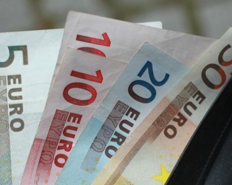 Обезщетение и за съпругата, и за любовницата на загинал в катастрофа италианец