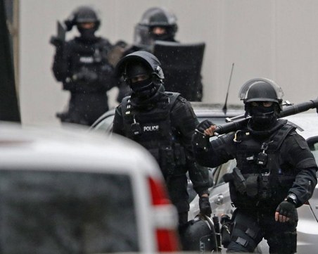 Разбиха международна група за финансови измами действала в 7 страни, включително и у нас