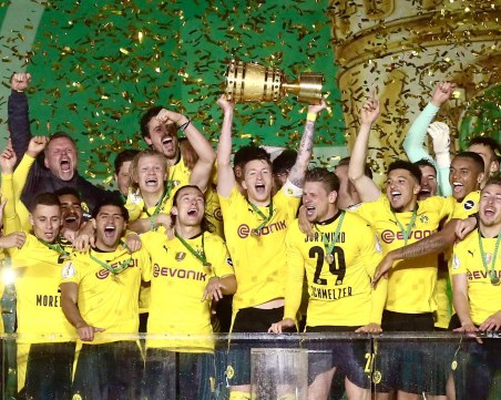 Дортмунд не остави никакви шансове на РБ Лайпциг и грабна Купата на Германия