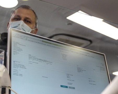 И електронно, и на хартия ще се издават обикновените бели рецепти