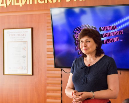 С уебинар отбелязаха Международния ден на сестринството в МУ – Пловдив