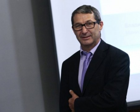 Състоянието на Каролев остава тежко, днес са го оперирали