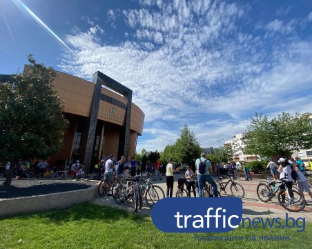 Открихме Велосезон 2021 в Пловдив, колоездачи стартираха осмото велошествие в града