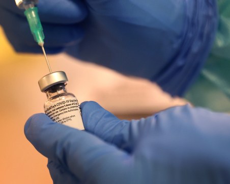 Повечето германци против привилегиите за ваксинираните