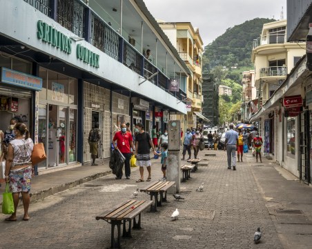 Защо една от 