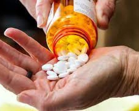 Тройно поскъпна животоподдържащ медикамент за лечение на хиляди пациенти