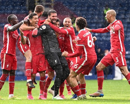 Вратарят Алисон донесе важна победа на Ливърпул