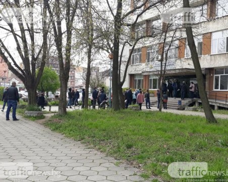 Авария за малко да остави Пловдив без ваксини, кметът с бърза реакция