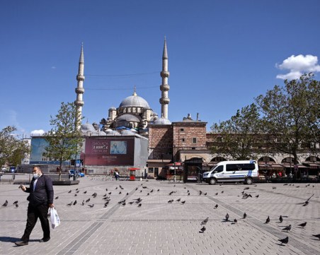 Край на локдауна в Турция! Голяма част от строгите мерки обаче остават