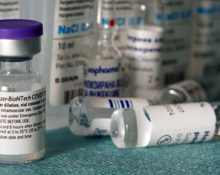 Удължиха с 6 пъти времето за съхраняване на ваксината на Пфазйер в обикновен хладилник