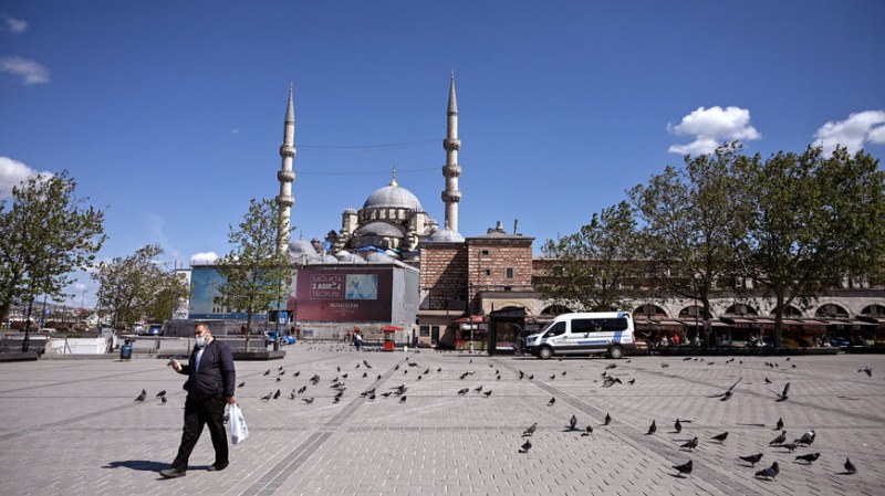Край на локдауна в Турция! Голяма част от строгите мерки обаче остават
