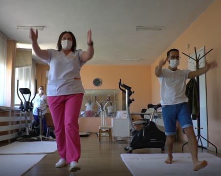 Шестима специалисти следят рехабилитацията на преминалите коронавирус в Пловдив