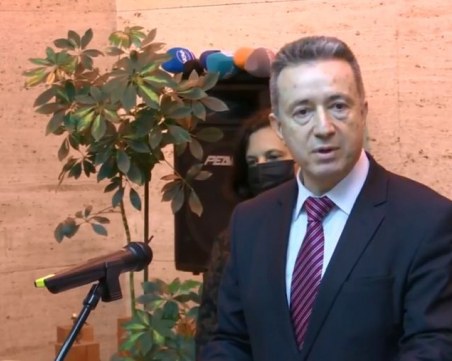 Служебният правосъден министър представи екипа си