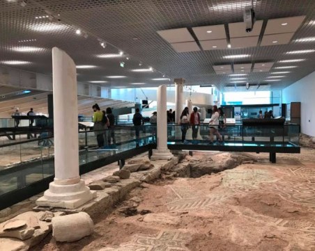 10 000 души посетиха Епископската базилика на Филипопол месец след откриването й