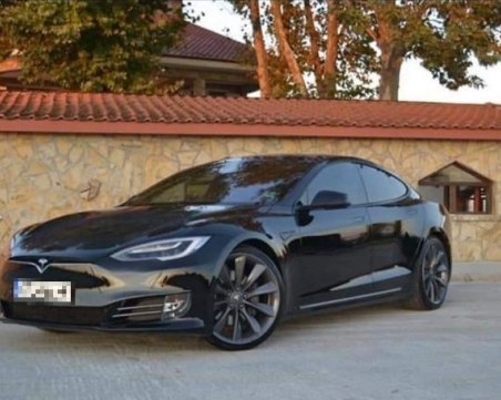 Пловдивчанин с жест към абитуриенти в неравностойно положение