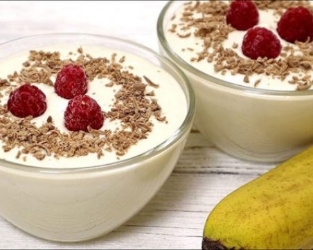 Вкусен и кремообразен десерт със сирене и банани
