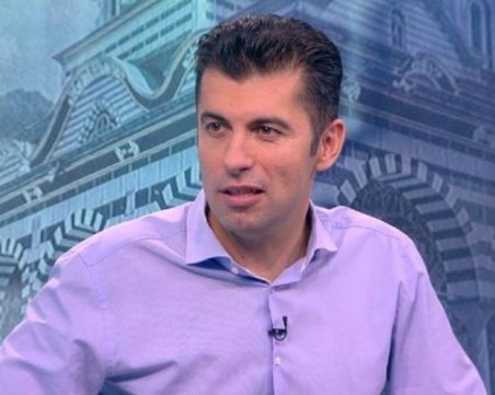 Кирил Петков вика надзорниците на банката за развитие за обяснения