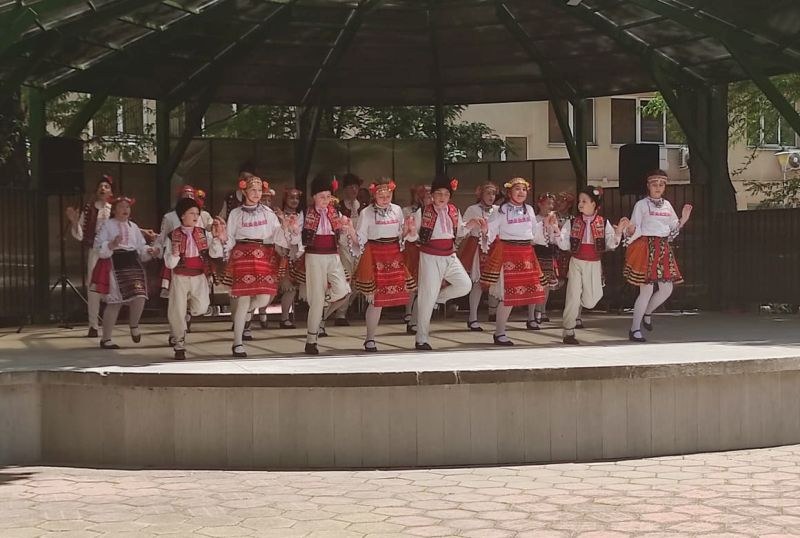 Ансамбъл
