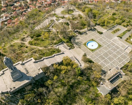 Нова допълнителна дата за 