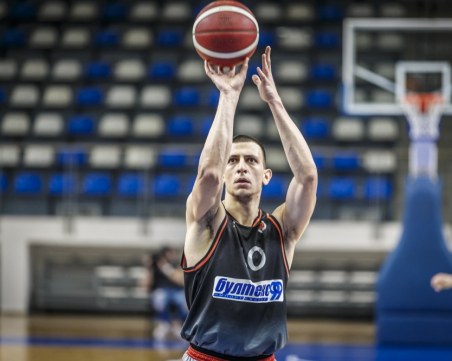 Спортните герои на Пловдив: Васил Бачев: Академик върви в правилната посока, уникална беше емоцията след класирането за Евробаскет