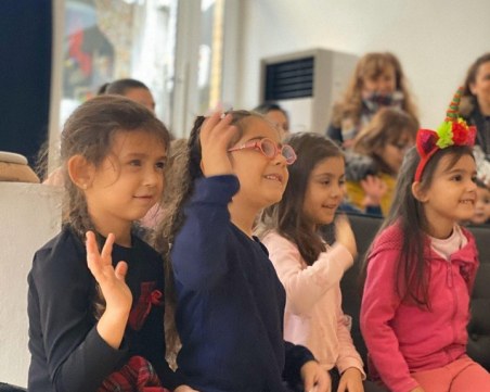 Как да убедим лесно и забавно детето да си мие зъбите? Заведете го на театър в неделя!