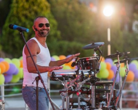 Калин Вельов с 