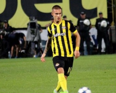 Бивш футболист на Ботев пред трансфер в Берое