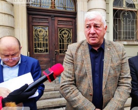 Величко Родопски застава временно начело на Община Пловдив, Зико излезе в болнични