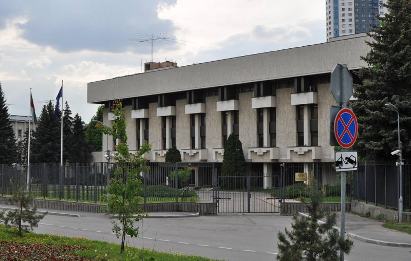 Русия изгони наш служител в българското посолство