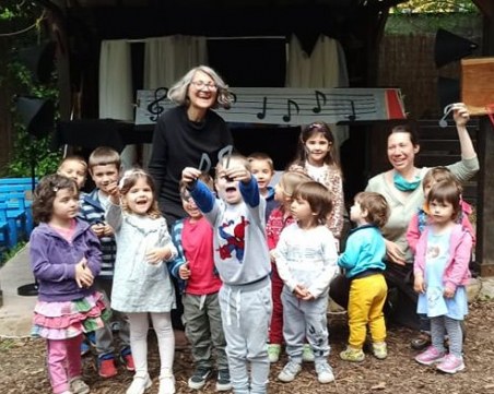 Петя Недева: Силата на образователния театър е, че децата се учат, докато се забавляват