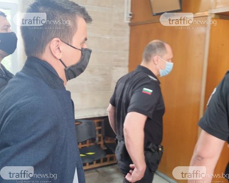 Съдът решава мерките на арестуваните полицаи, на Самуил Хаджиев му прилоша в залата