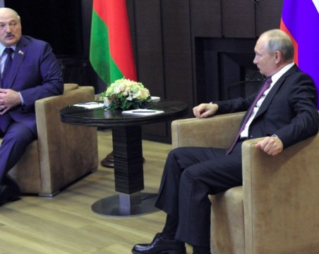 Путин подкрепи Беларус в противопоставянето й със Запада