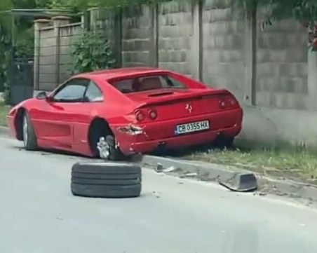 Ферари блъсна велосипедист пред Евксиноград