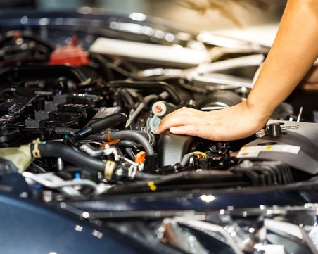 Трагедия: Мъж в Стамболийски почина при взрив, докато ремонтира колата си