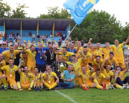 Зико: Щастлив съм, че отборът дал на футбола Стоичков и Чико, се връща там, където му е мястото