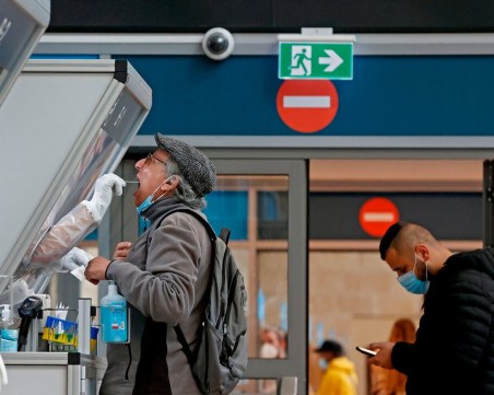 Министърът на туризма: Не трябва да има ограничения при пътуването на Балканите