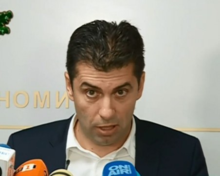 Икономическият министър: ББР отказа информация за кредитните досиета