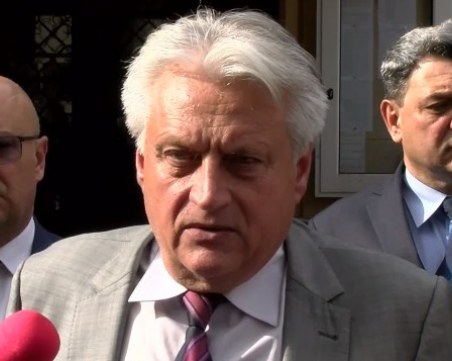 Обвинение: Бойко Рашков изнасял класифицирана информация от ДАНС