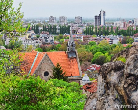 Топло време в Пловдив, температурите - около 20 градуса