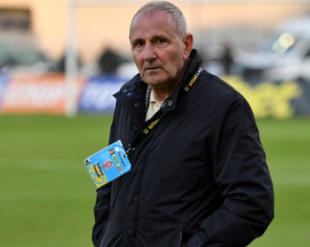 Дариха 4000 лева за бюст-паметник на Никола Спасов във Варна