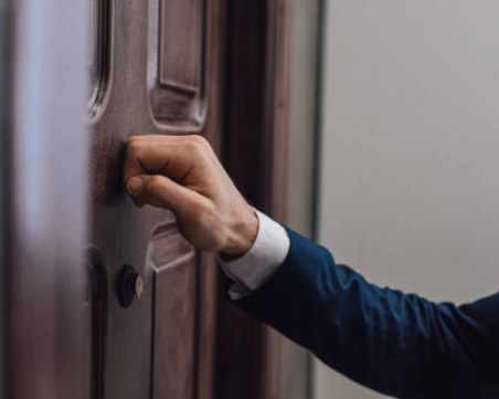 Покана от ЧСИ по имейл? Нова онлайн измама дебне в интернет