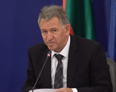 Министър Кацаров: Високопоставен служител е трансплантиран в Лозенец, въпреки че е бил последен в листата