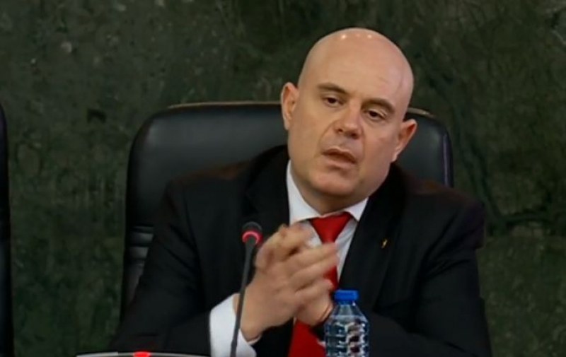 Гешев: Напълно споделям позицията на американските ни партньори