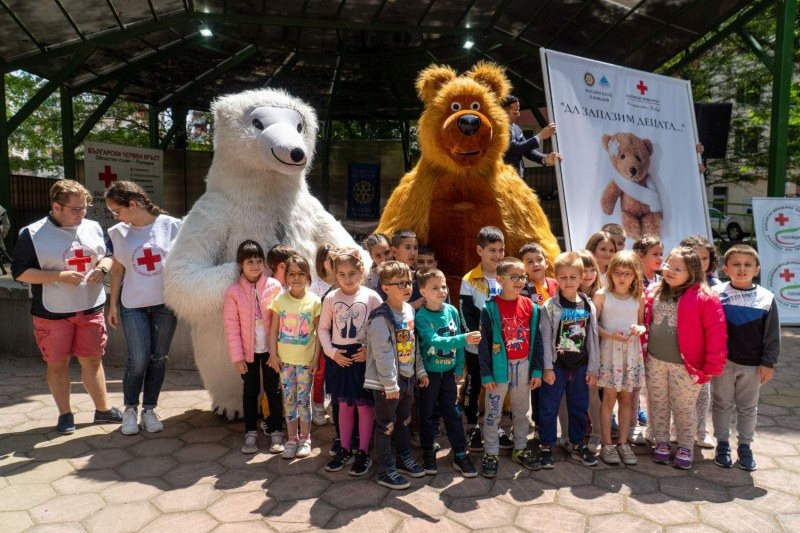 120 деца от Пловдив присъстваха на образователен концерт ВИДЕО
