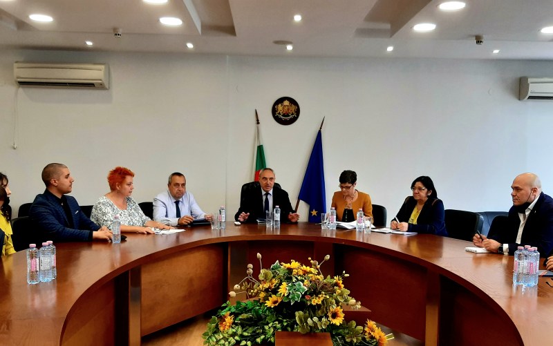 Вече са заявени 308 500 бюлетини за изборите в Пловдив