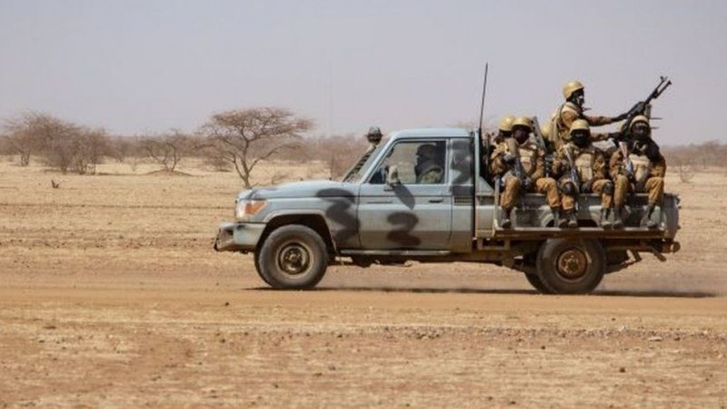 Близо 100 души са убити при нападение в Буркина Фасо