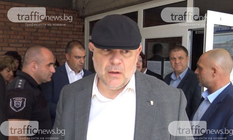 Гешев се срещна с прокурори и следователи в Пловдив