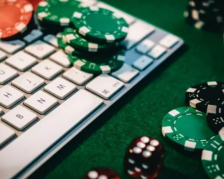 Жена открадна от съпруга си 112 хиляди и ги проигра на комар