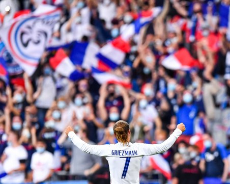 Националите загубиха с 0:3 от Франция като гост