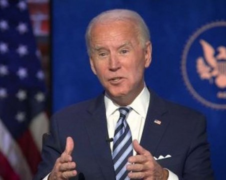 САЩ купува половин милиард дози ваксини за бедните страни